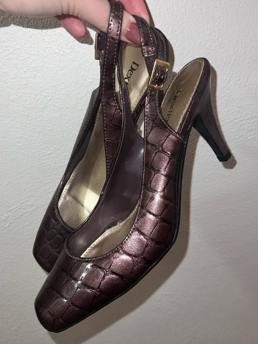 Dexter Brown Croc-Embossed Slingback Heel with Gold Buckle
